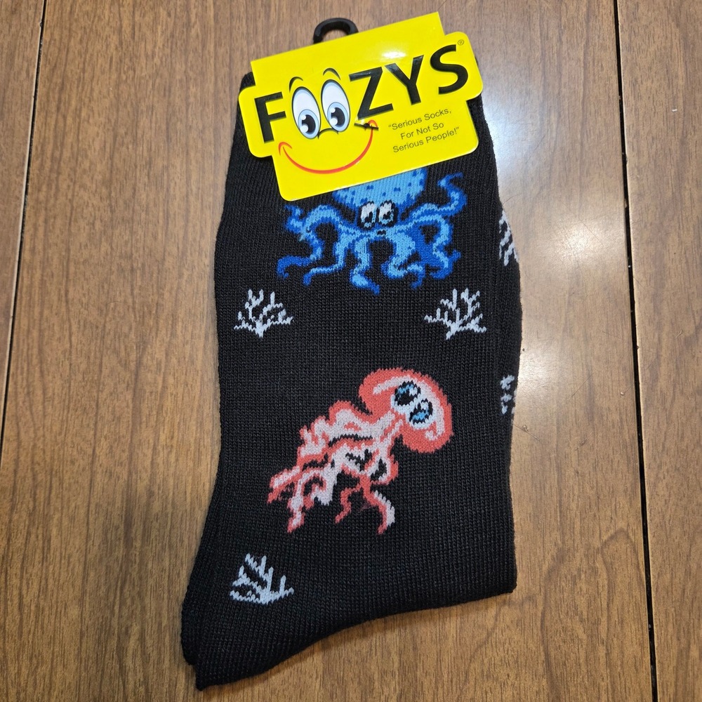 Foozys Womens Novelty Crew Socks Black Octopus Jellyfish Sea Life Size 9-11 NEW